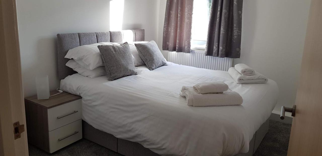 פורטסמות' Horseshoe Apartments מראה חיצוני תמונה