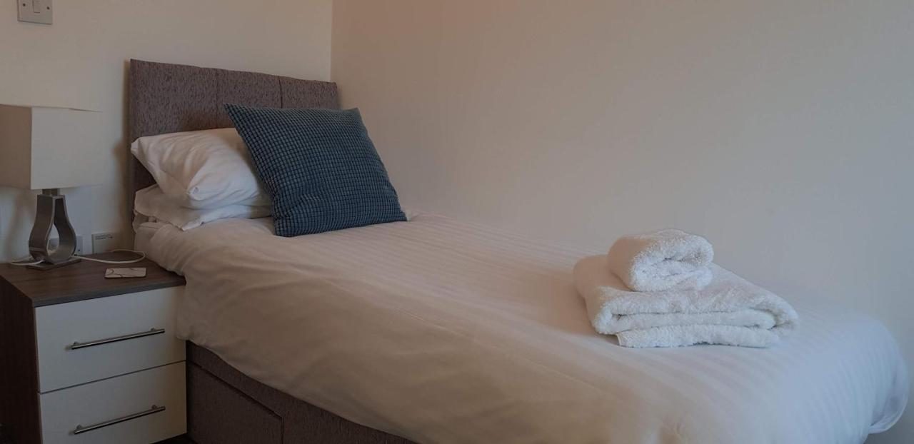 פורטסמות' Horseshoe Apartments מראה חיצוני תמונה